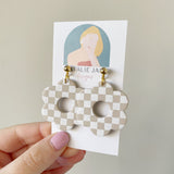 Checkered Taupe & White - Flower